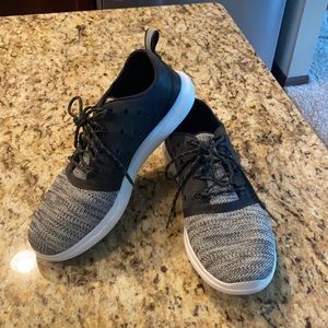 Under Armour Casual Sneakers